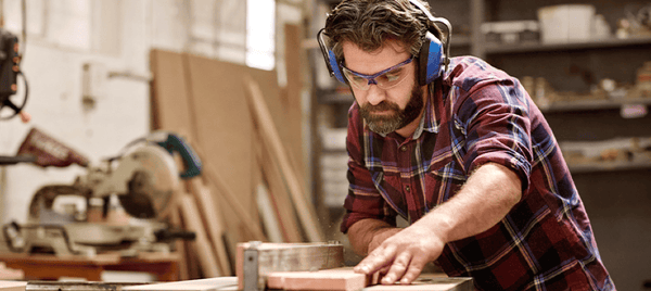 ¿Cuánto cuesta contratar un carpintero en Arganzuela en 2025?