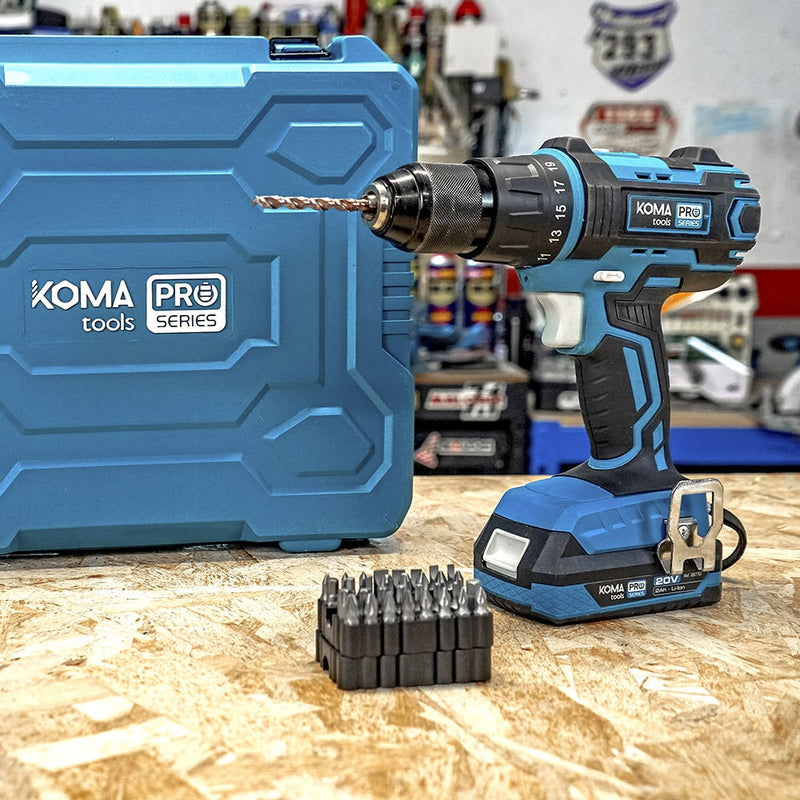 Kit Case Hammer Drill/Screwdriver 20V With 2 Batteries 2.0A And Charger 22.5x20.3cm Koma Tools