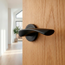 Manilla modelo '130' ola de aluminio con Roseta Redonda acabado negro para puertas