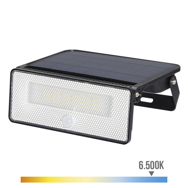 Solar Wall Light 12W 1,600Lm 6,500K. edm