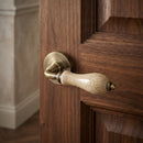 Aluminum model '4008' handle with Round Rosette in leather finish with porcelain 