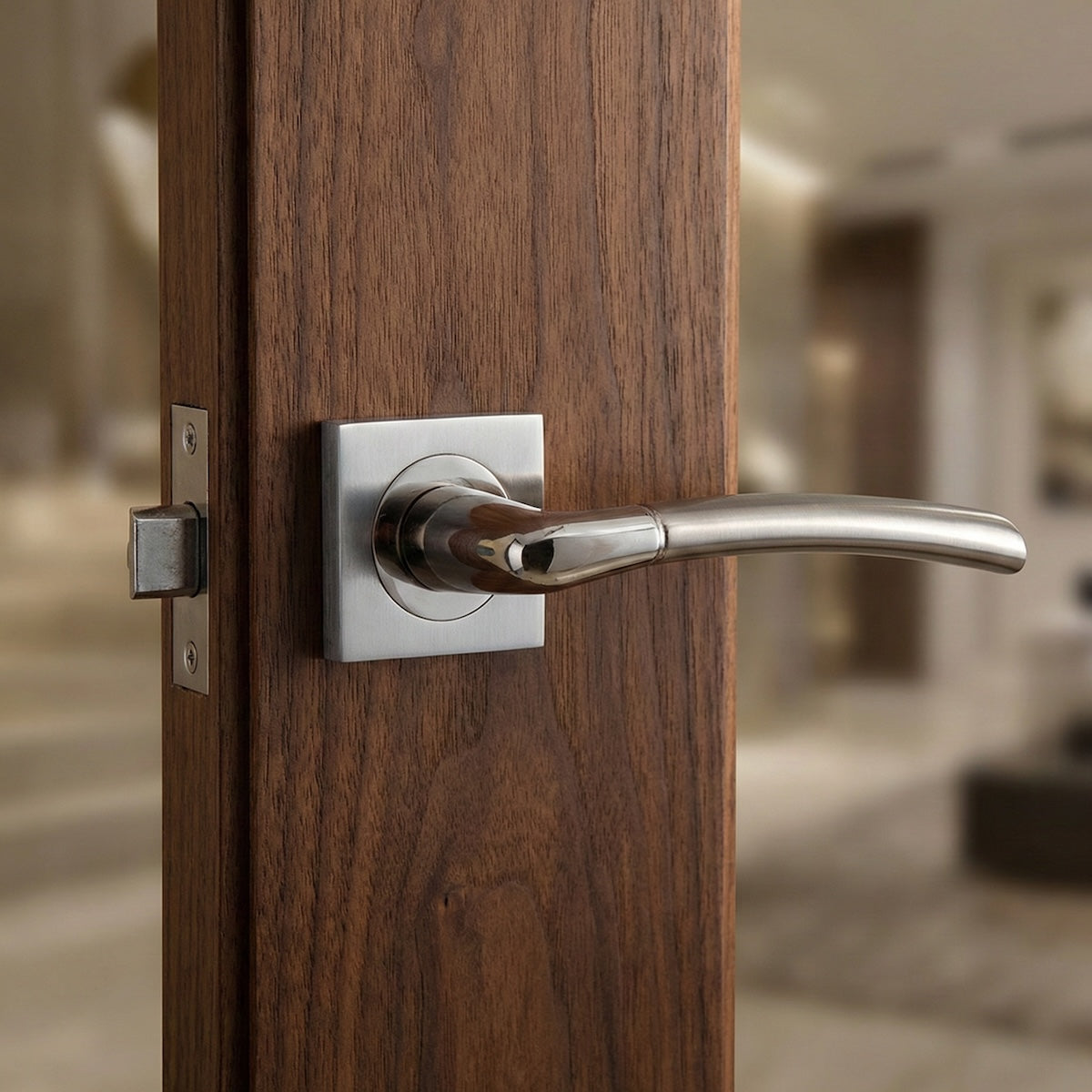 Manilla modelo '430A' de aluminio para puertas en acabado níquel combinado