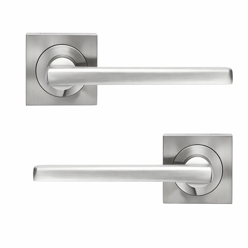 Manilla modelo Rental '530A' roseta cuadrada de aluminio para puertas acabado níquel satinado