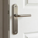 Manilla con placa ovalada acabado níquel satinado para puertas modelo '6431'