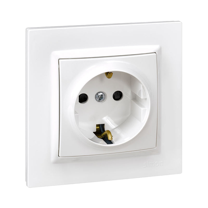 2P+T Type F Socket White With Frame