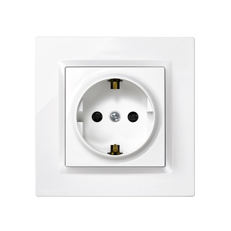 2P+T Type F Socket White With Frame