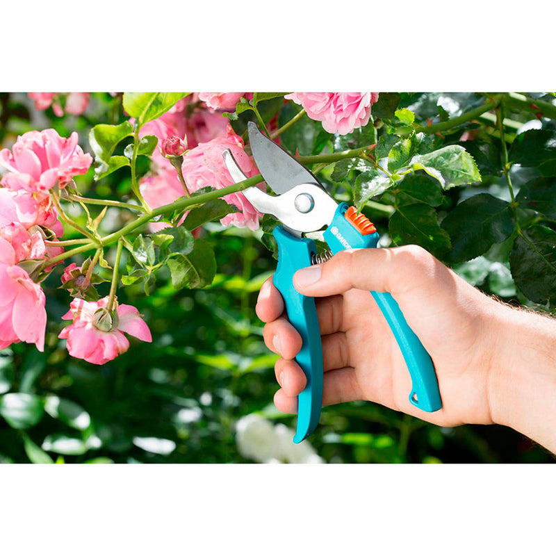 Classic Garden Shears 08754-30 Maximum Cutting Diameter: 18mm Gardena