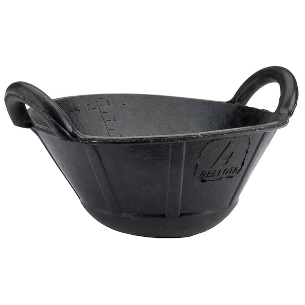 Spart 9 L bucket made of black resistant rubber.