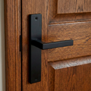 Manilla con placa modelo 8003 de acero inoxidable acabado negro