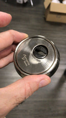 Escudo de seguridad niquelado para puerta de entrada