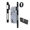 Cerradura de embutir de 70 entre ejes y 50 hasta bocallave canto redondo negro