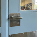 Manilla modelo '503' con placa cuadrada 170mm de acero inoxidable para puertas