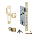 Cerradura de embutir de 70 entre ejes y 40 hasta bocallave canto cuadrado dorado brillo