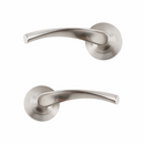 Manilla OLA '130' de zamak con Roseta Redonda en acabo níquel satinado