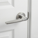 Manilla modelo '830' de zamak en acabado bicolor con Roseta Redonda para puertas