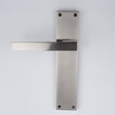 Manillas modelo '220' con placa de zamak rectangular para puertas acabado níquel satinado