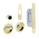 Kit para puerta corredera de picaporte más condena y uñeros redondos en acabado dorado brillo