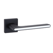 Manilla de zamak modelo 810N con roseta cuadrada en acabado negro para puertas
