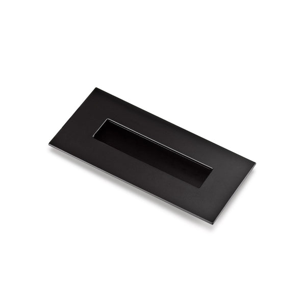 Tirador negro rectangular 3790 de 155x73mm para embutir en muebles y armarios